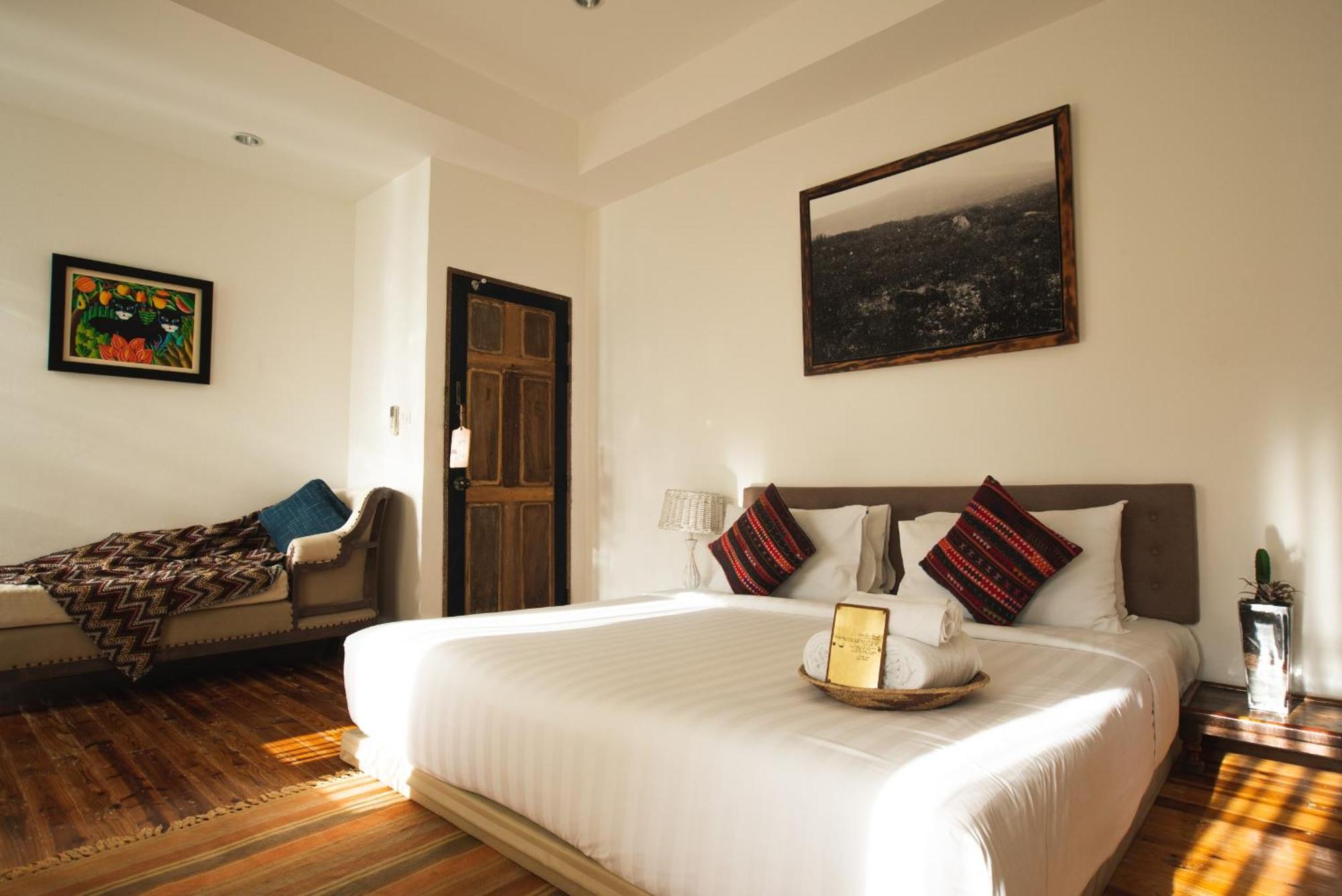 Hotel Yayee Chiang Mai Esterno foto